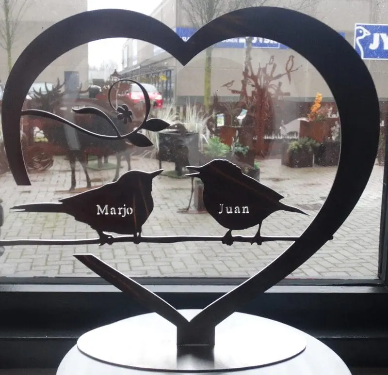 Hart met vogels en namen op voet RVS - Afbeelding 2