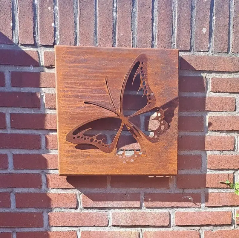 Tuinschilderij Vlinder van Cortenstaal